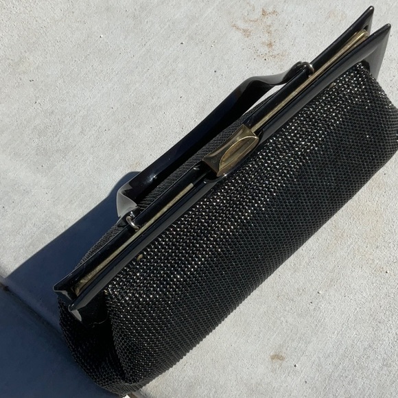 Whiting & Davis Black & Gold Undertone Mesh Handbag - Picture 9 of 13